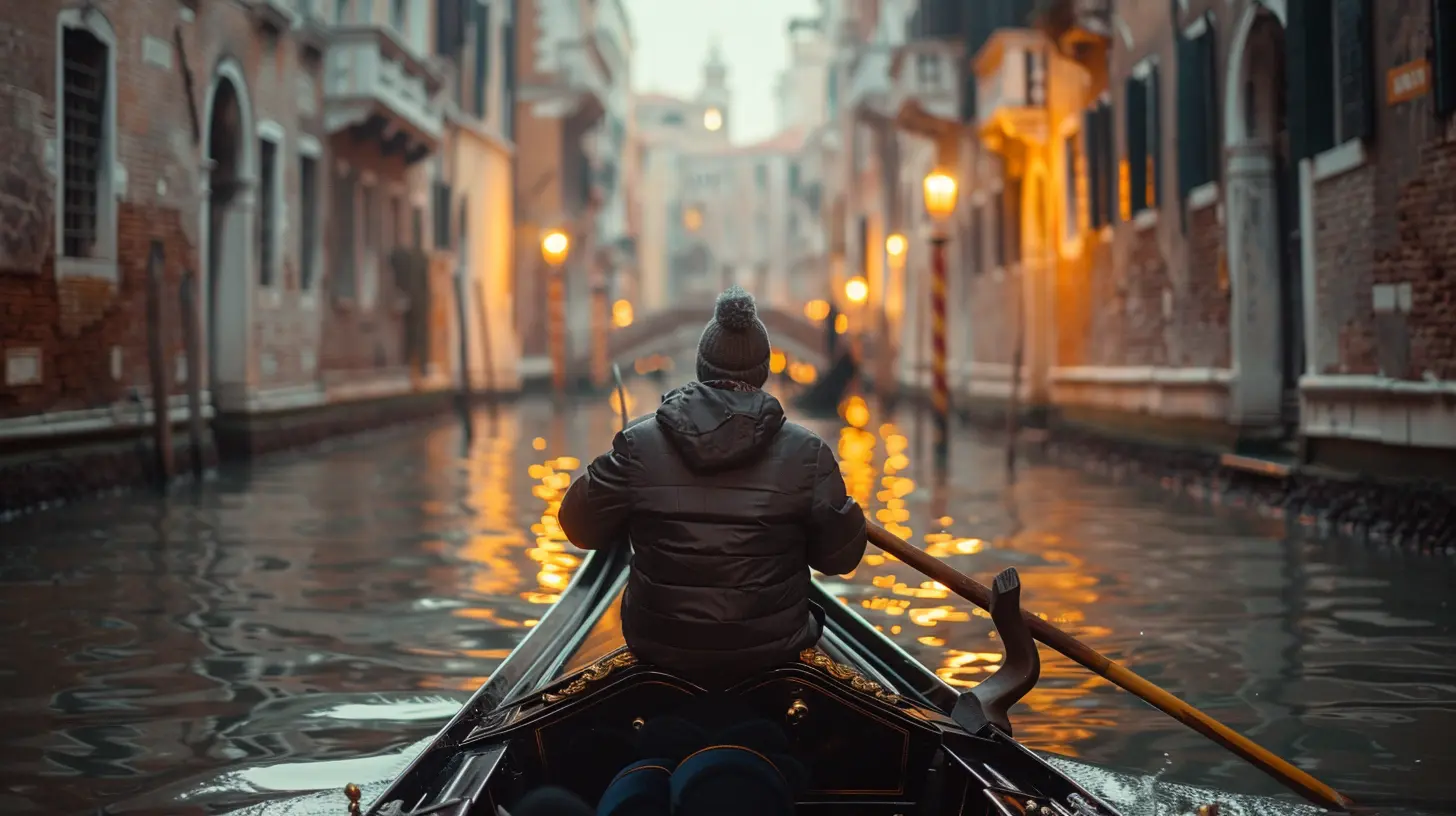 Venice's Grand Canal: Exploring the Floating City by Gondola